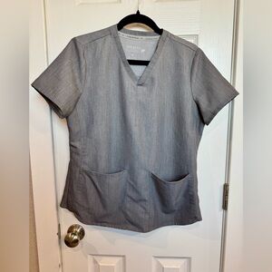 Fabletics Gray Short Sleeve Women's Scrub top